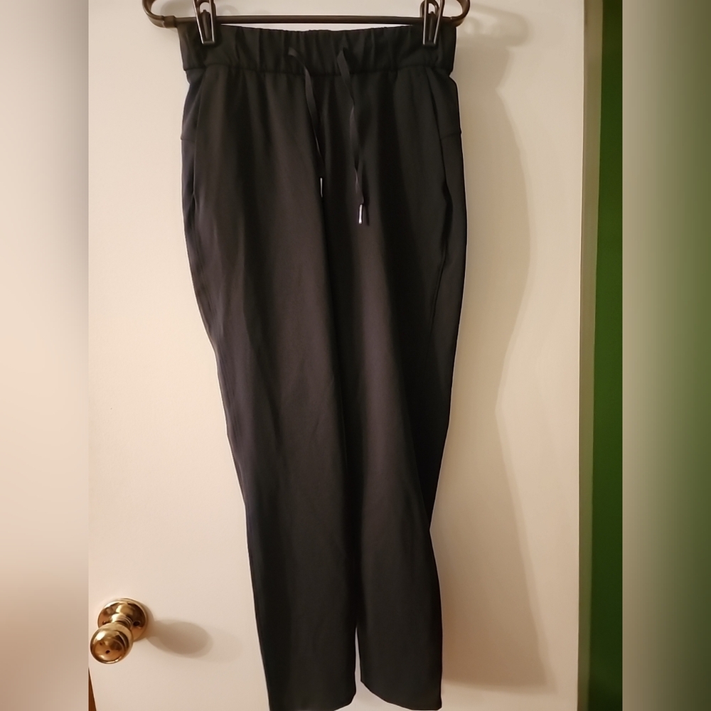 Lululemon On The Fly Luxtreme Black Pants